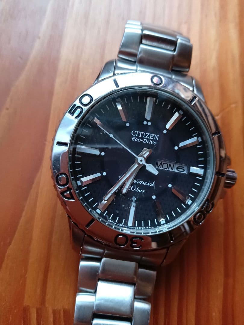 Citizen V157-0BX0 Solar Men's Watch — Japanese
