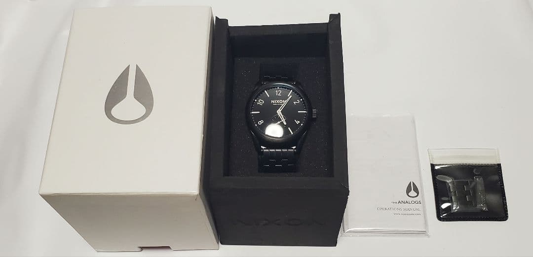 NIXON C39 SS Quartz Men's Watch — Japanese