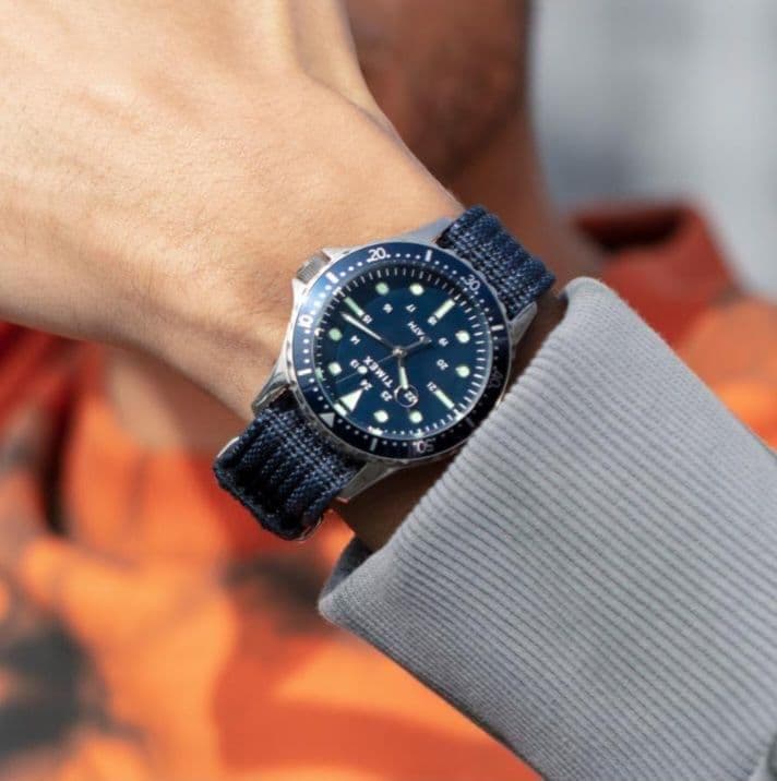 TIMEX TW-2T75400 Quartz Men's Watch — Japanese