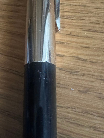 PILOT Super 70V Fountain Pen in black with metallic cap and attached clip