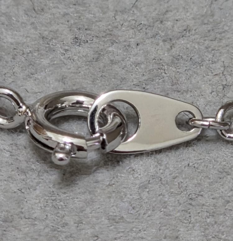 Tasaki Pearl Mabe Pearl silver necklace with a 42cm chain and detailed top shown