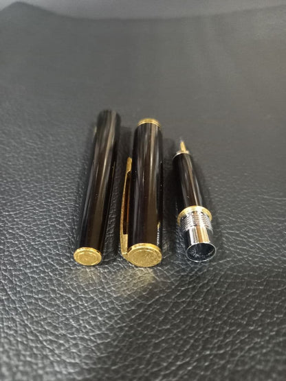 Pilot discontinued vintage fountain pen from the 80s with fine gold nib and no ink content