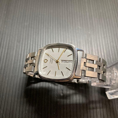 TIMEX M CELL Q Quartz Men's Watch — Japanese