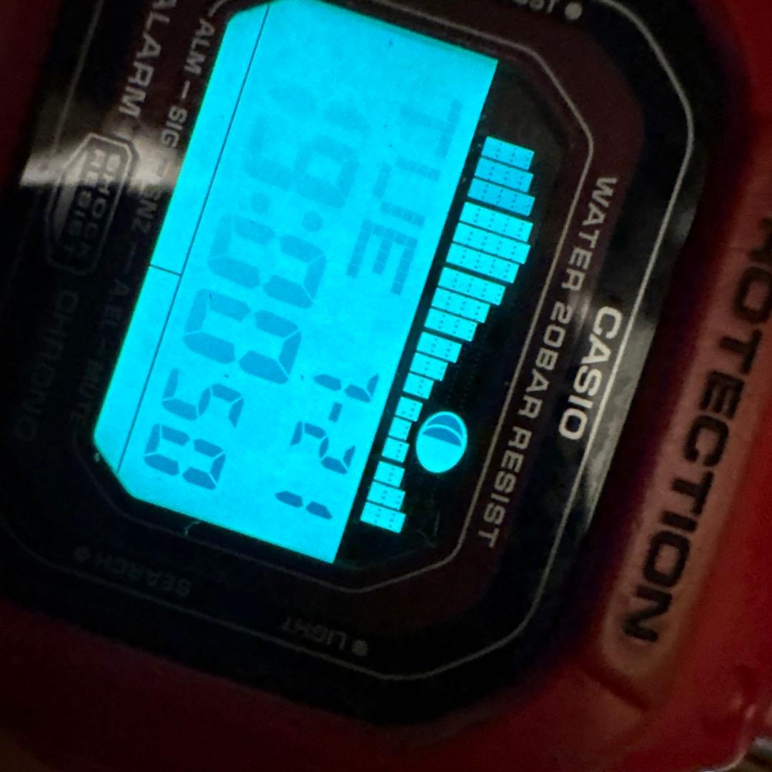 CASIO G-SHOCK レッド D立方体モデル Solar Men's Watch — Japanese
