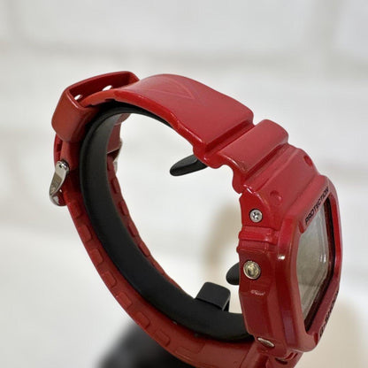 CASIO G-SHOCK レッド D立方体モデル Solar Men's Watch — Japanese