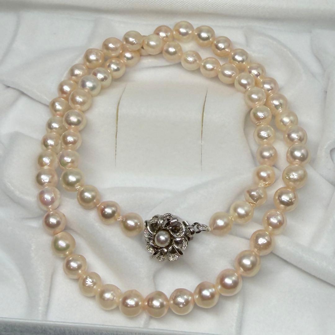 Akoya pearl necklace with 5.9mm to 6.3mm white pearls and silver hallmark clasp, 41.5cm length