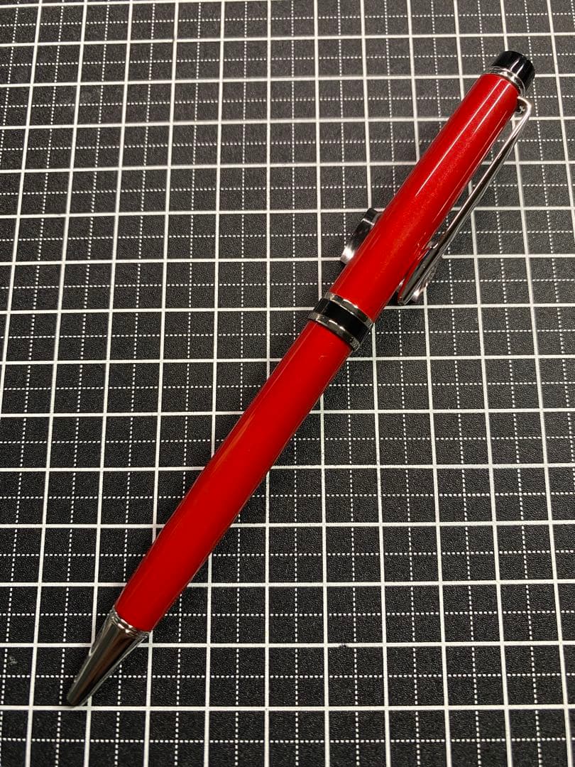 PILOT GRAISE NC Red Ballpoint Pen BGNC-5SR-R with red ink shown on a white background with minor wear marks