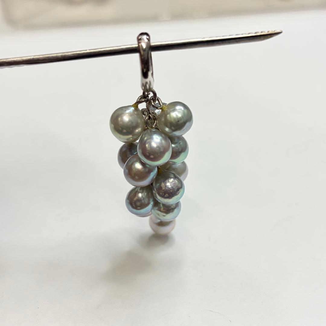 Pure Pearl Akoya pearl pendant top with grape motif in silver, measuring approximately 5 cm long and weighing 7.5 g