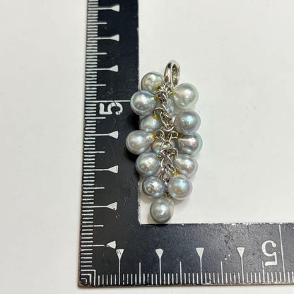 Pure Pearl Akoya pearl pendant top with grape motif in silver, measuring approximately 5 cm long and weighing 7.5 g
