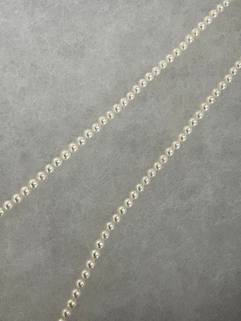 K18 Akoya baby pearl necklace length 41.5cm featuring small 3.2-3.8mm white pearls on a gold chain
