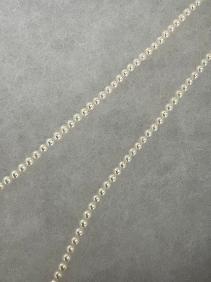 K18 Akoya baby pearl necklace length 41.5cm featuring small 3.2-3.8mm white pearls on a gold chain
