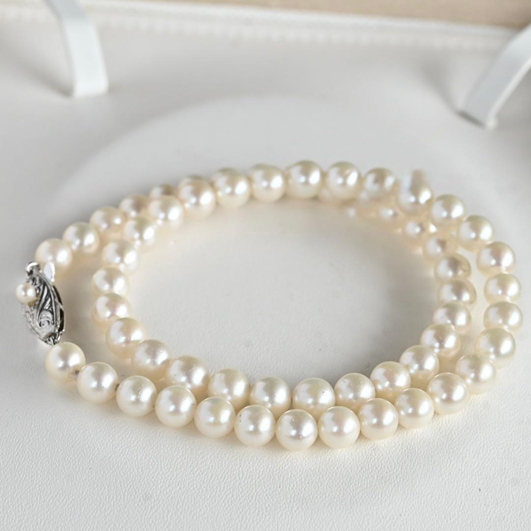 Takatsuki Akoya pearl necklace featuring round 6.5-6 mm pearls on a 37 cm strand