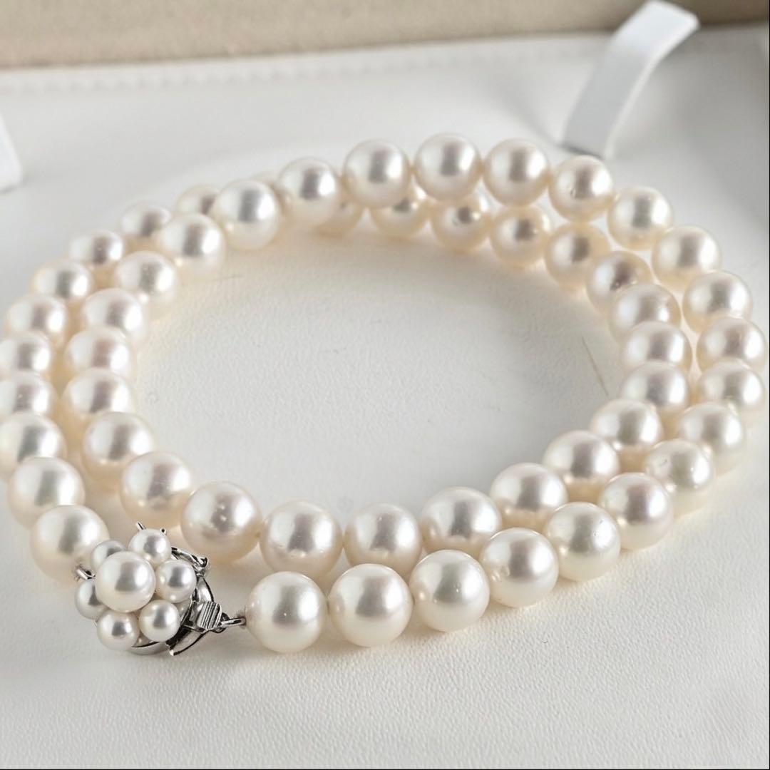 Takatsuki pearl necklace featuring 8mm round Aoyama pearls and a WGk14 white gold clasp, 42cm length