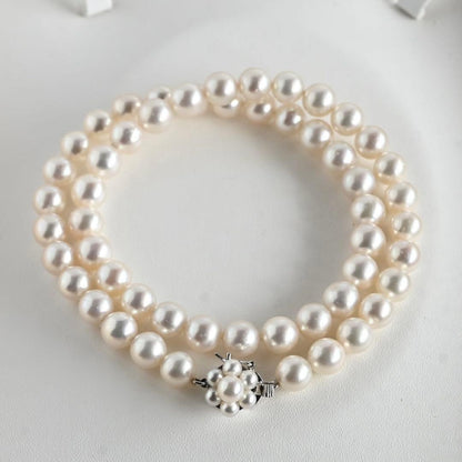 Takatsuki pearl necklace featuring 8mm round Aoyama pearls and a WGk14 white gold clasp, 42cm length