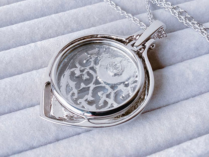 MIKIMOTO Genuine Pearl Loupe Magnifier Long Necklace measuring 75-85 cm with pearl and magnifying loupe