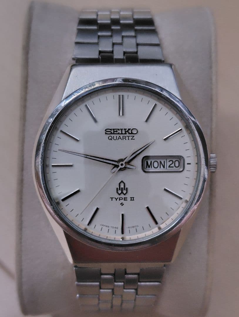 SEIKO 7546 Quartz Men's Watch — Japanese