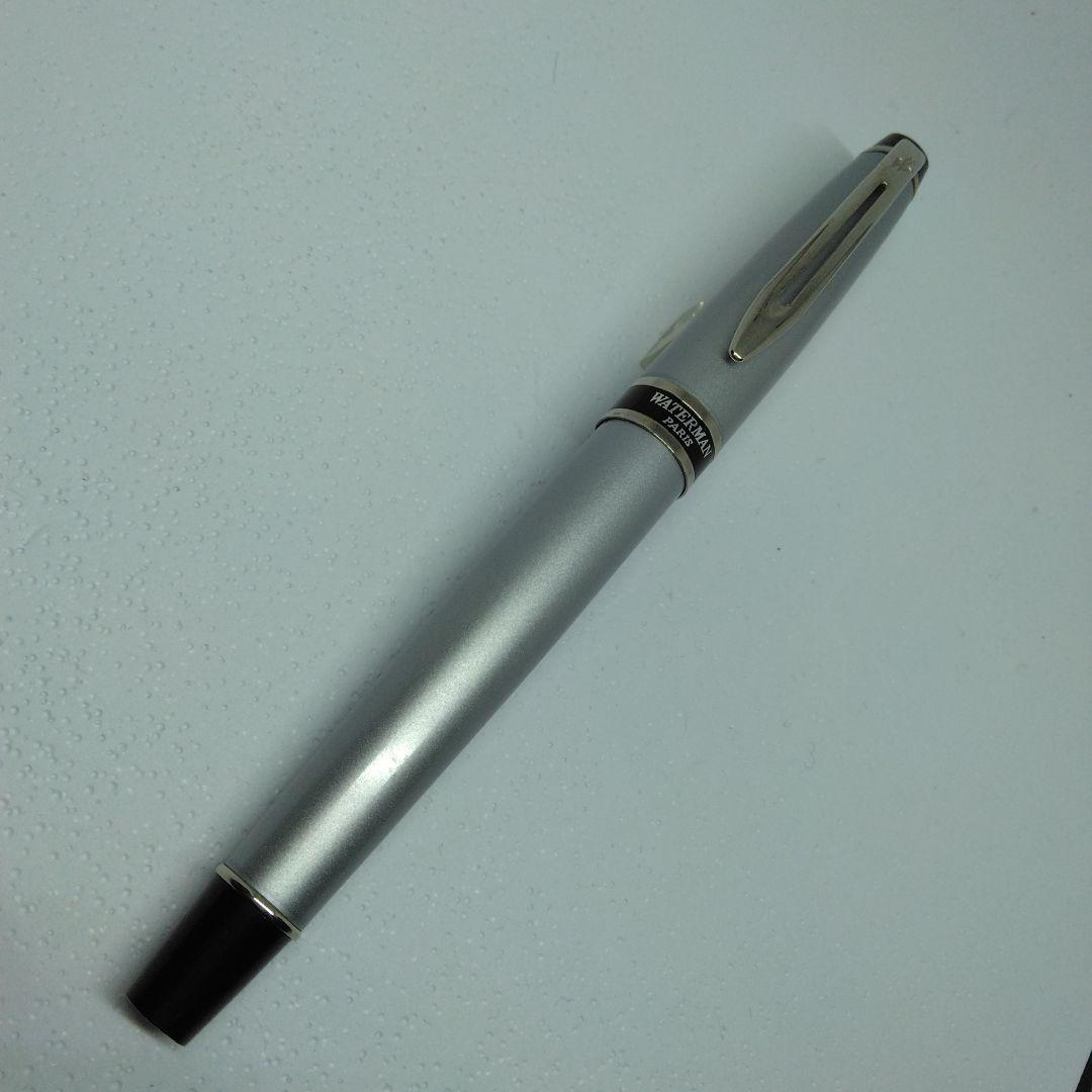 WATERMAN Silver fountain pen with dedicated case and instruction manual displayed