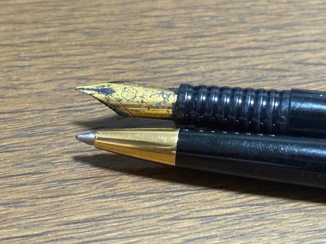 Waterman Pen and Fountain Pen Set with classic design and smooth ballpoint pen in black finish