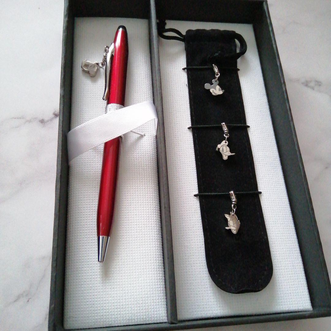 Red Cross Disney Limited Sentiment rotating ballpoint pen with 4 charms and black carrying case
