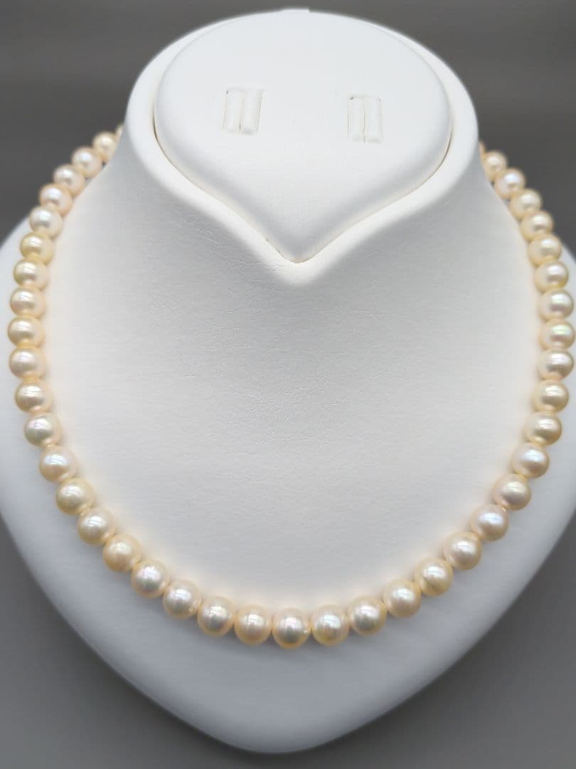 Akoya genuine pearl necklace with 7.5-8mm champagne yellow pearls, 42.8cm length