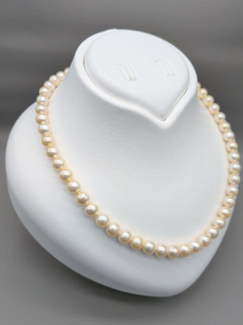 Akoya genuine pearl necklace with 7.5-8mm champagne yellow pearls, 42.8cm length