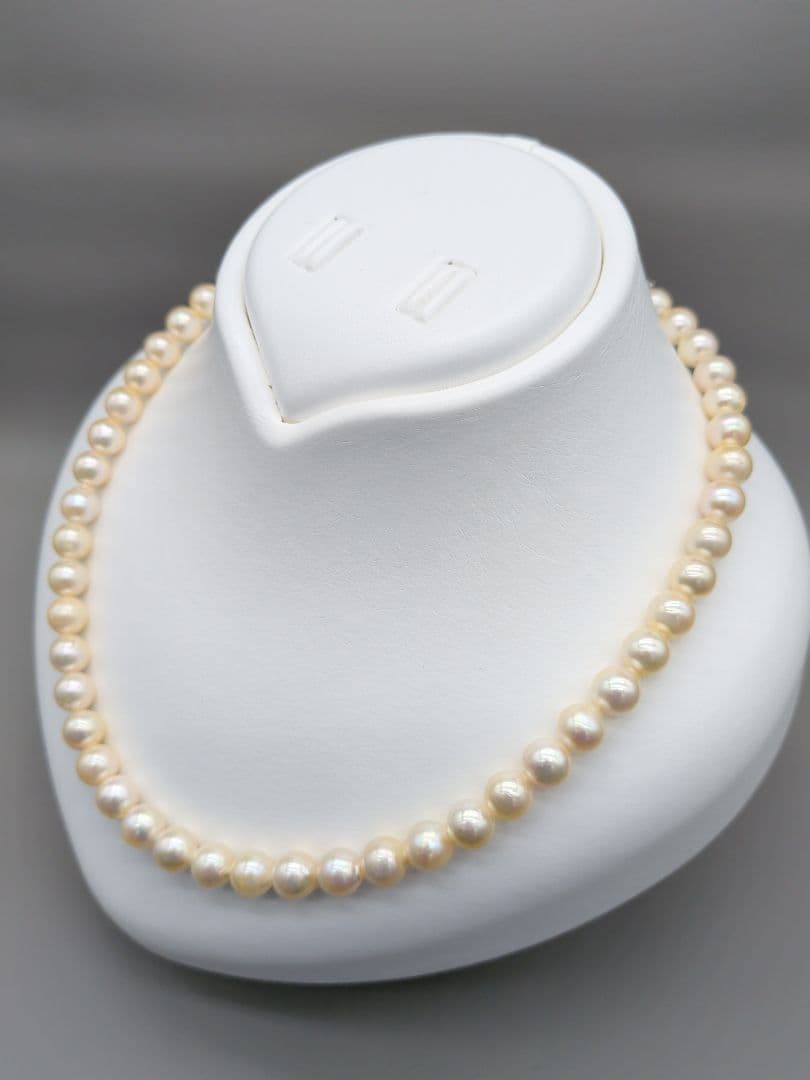 Akoya genuine pearl necklace with 7.5-8mm champagne yellow pearls, 42.8cm length