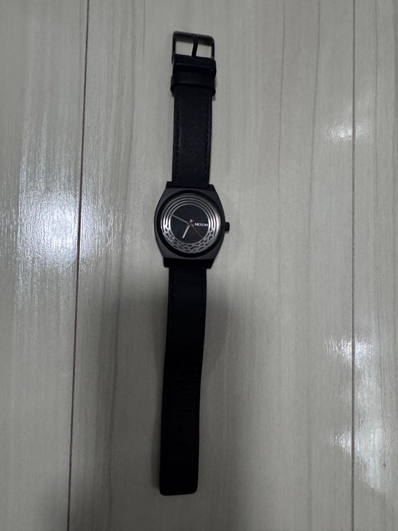 NIXON スターウォーズコラボモデル Quartz Men's Watch — Japanese