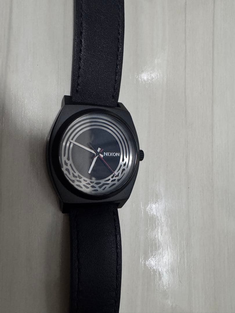 NIXON スターウォーズコラボモデル Quartz Men's Watch — Japanese
