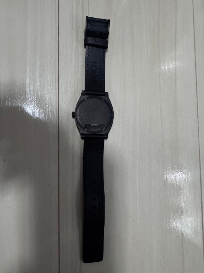 NIXON スターウォーズコラボモデル Quartz Men's Watch — Japanese