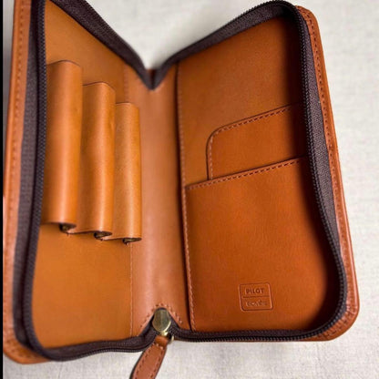 Pilot×Somes brown cowhide leather pen case with three slots and zipper closure