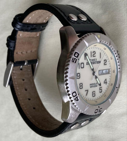 TIMEX TRADITIONAL Analog Men's Watch — Japanese