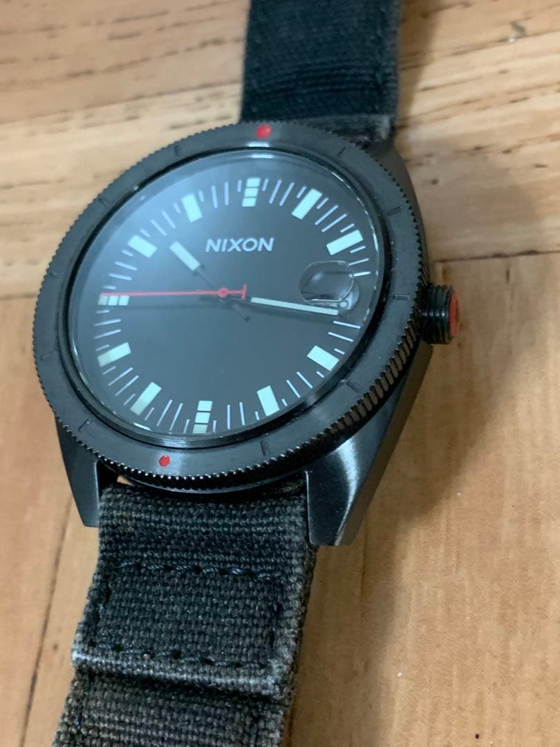 NIXON A355-001 Quartz Men's Watch — Japanese