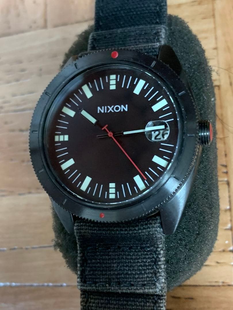 NIXON A355-001 Quartz Men's Watch — Japanese