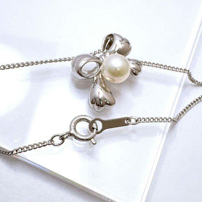 TASAKI Ribbon Pearl Silver Necklace with 40cm silver chain and white pearls