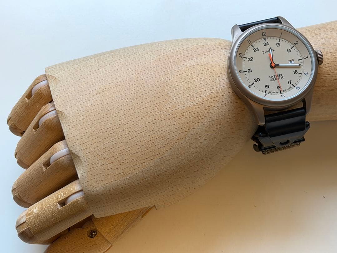 TIMEX Limited Mystery Ranch Collaboration Date Quartz Men's Watch — Japanese