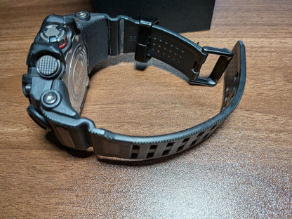 CASIO G-SHOCKマハリシ Digital Men's Watch — Japanese