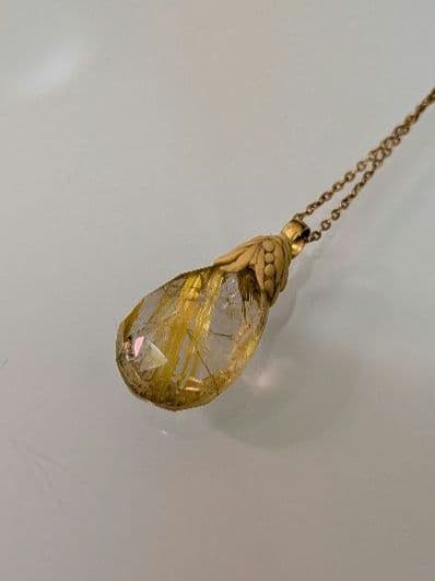 Ageté K10 Rutile Quartz Drop Necklace with 1.1 x 2.1 cm quartz pendant on 50 cm chain