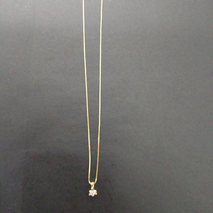 Agete Triangle Diamond Necklace with sparkling diamonds on a 40 centimeter chain