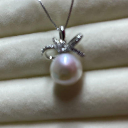 Akoya pearl necklace with 10mm white pearls on a 45cm silver S925 chain AR254