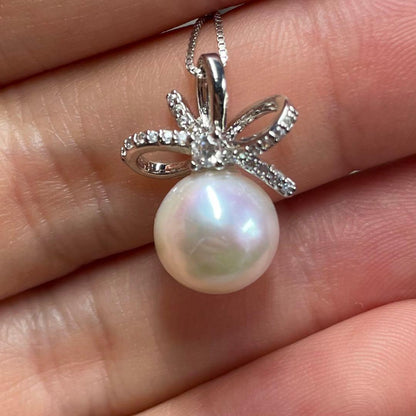 Akoya pearl necklace with 10mm white pearls on a 45cm silver S925 chain AR254