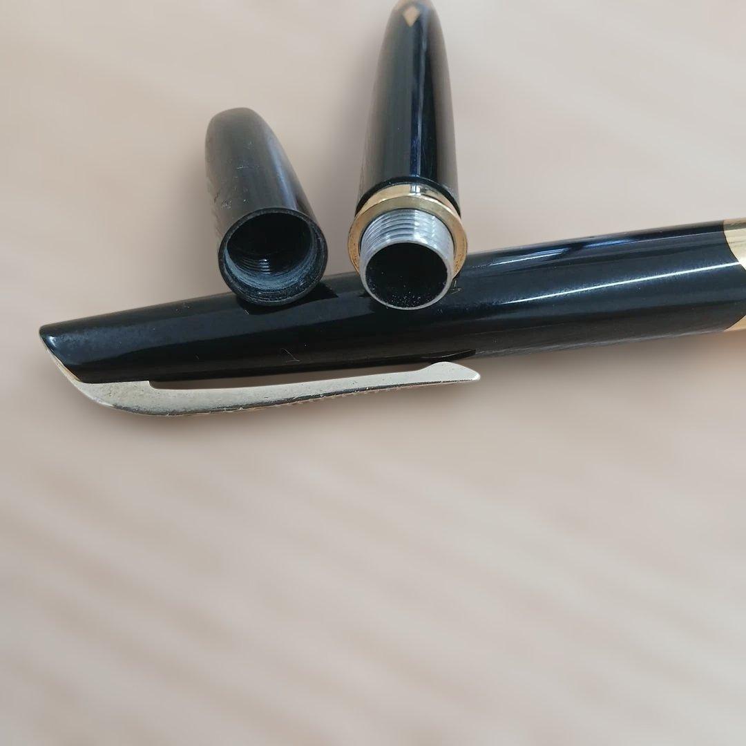 Pilot fountain pen with 18K fine soft engraved tip, vintage used condition, showing previous owner's name