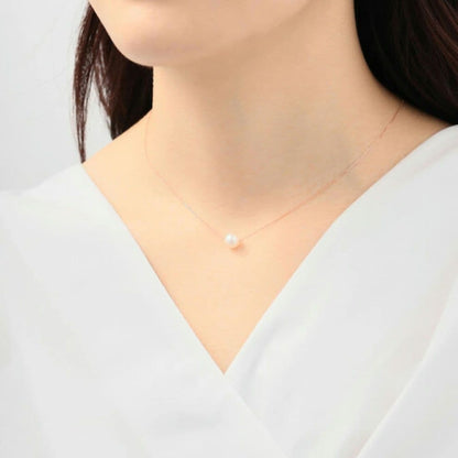 Akoya Pearl Blue Bloom necklace with 0.7–0.75 cm pearls and K10 yellow gold chain