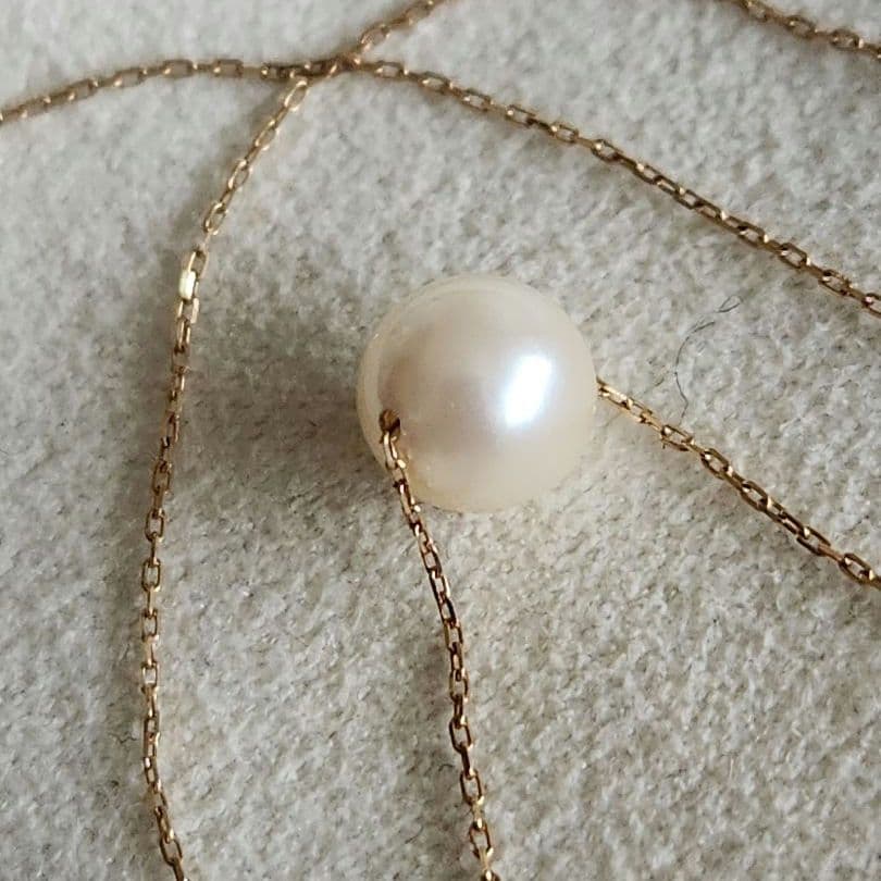 Akoya Pearl Blue Bloom necklace with 0.7–0.75 cm pearls and K10 yellow gold chain