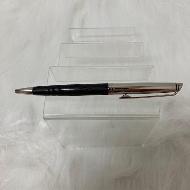 Waterman Paris black and silver ballpoint pen with 13 cm body length and sleek high-grade finish