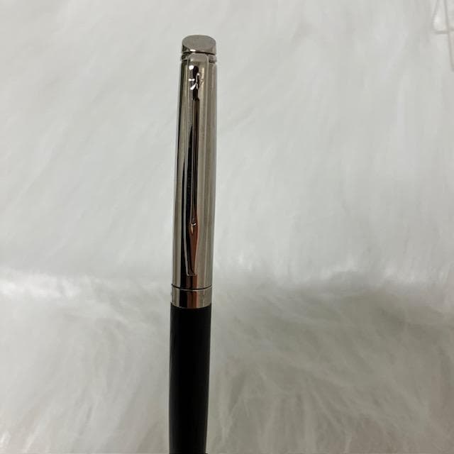 Waterman Paris black and silver ballpoint pen with 13 cm body length and sleek high-grade finish