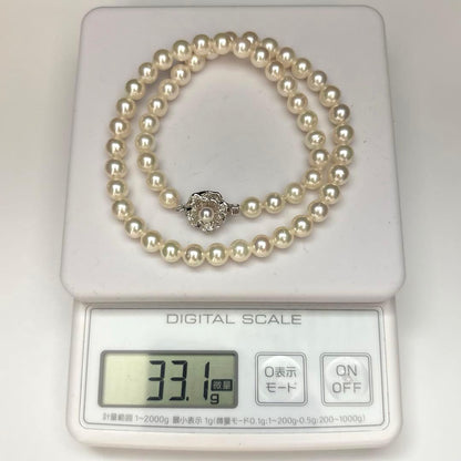 Aого white pearl necklace with 7.0-7.5mm pearls, 43cm length, weighing 33.1 grams