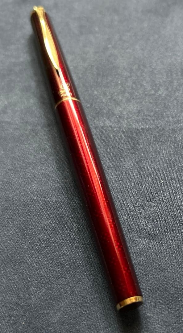 Showa Retro PILOT Pilot L Fountain Pen in red with 14K gold and gold-colored clip