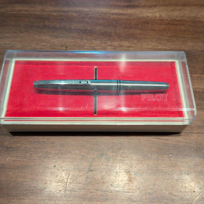 Pilot Volex Fountain Pen with fine stainless steel tip in original case, manufactured January 1979