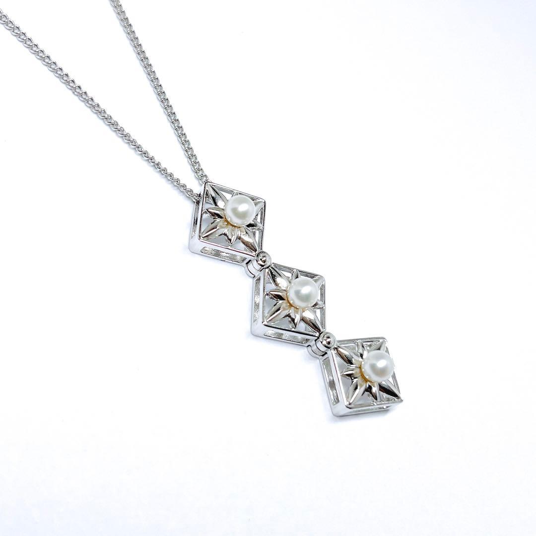 Tasaki Pearls Square Necklace 3way with 4.1mm pearls on a 49cm silver chain
