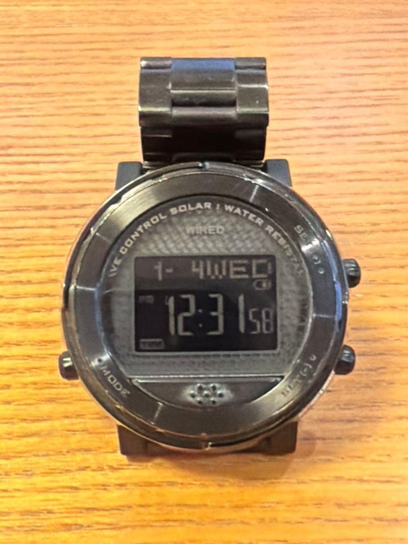 SEIKO V157-0BX0 Solar Men's Watch — Japanese